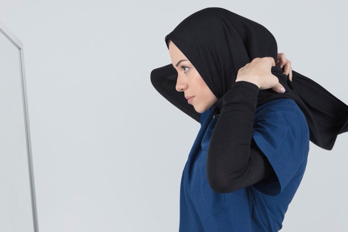 THE FIRST MEDICAL HIJAB FOR MUSLIM WOMEN IN MEDICINE