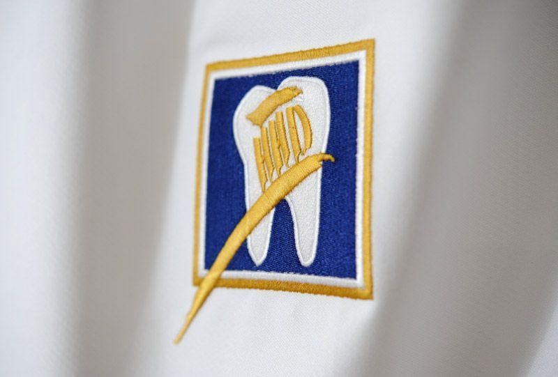 emb-logo-labcoat