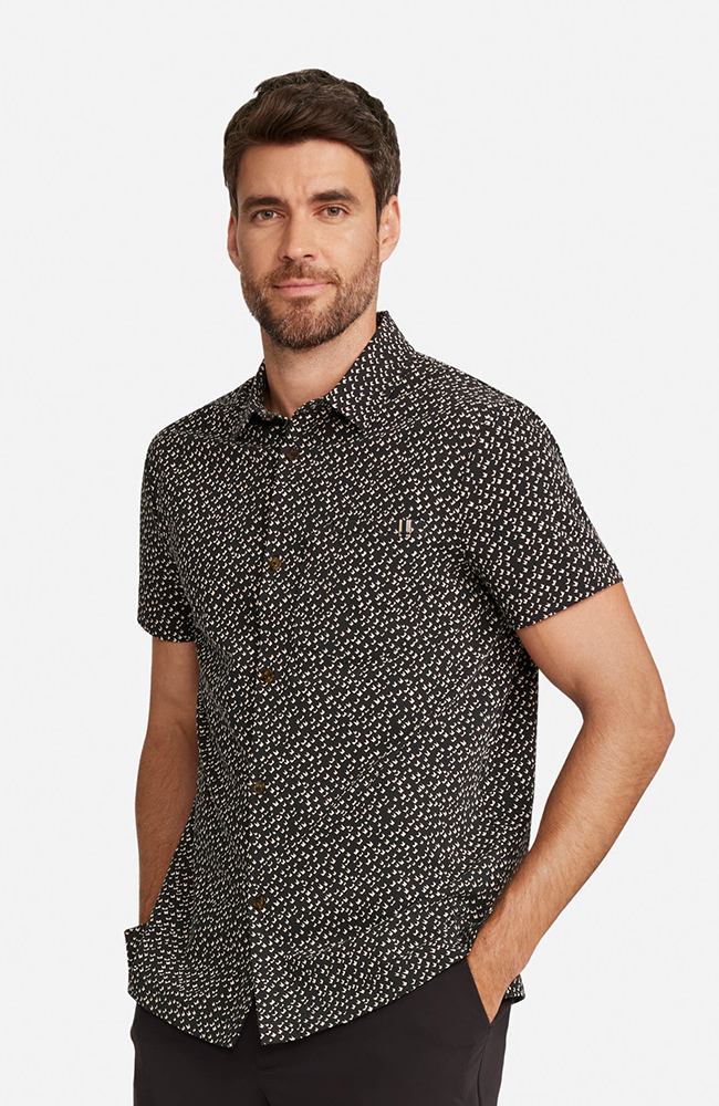 Men&rsquo;s Button-Up Short Sleeve Print Scrub Top, , large