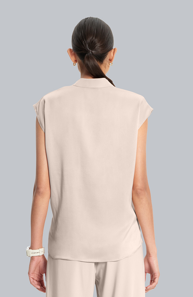 Women&rsquo;s Silk Dolman V-Neck Scrub Top, TAT Toasted Tan | brown, large