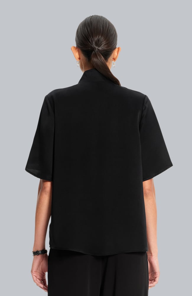 Women's Scrub Set: Silk Stand Collar Top & Pleated Wide Leg Pant, , large