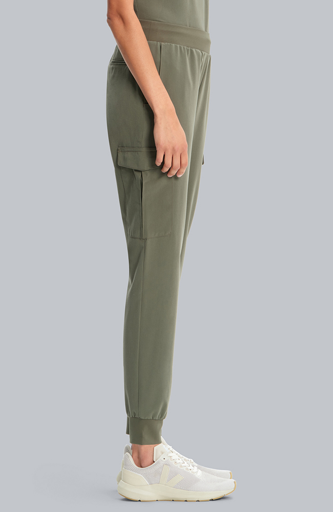 Women's Bosque 5-Pocket Jogger Scrub Pant, OLV Olive | olive, large