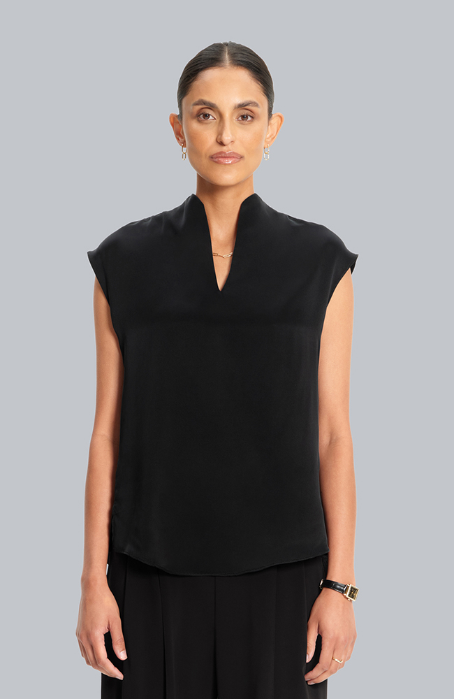 Women’s Silk Dolman V-Neck Scrub Top, BLK Black, large