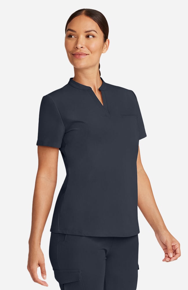 Women's Scrub Set: Taiga Welt Pocket Top & Anemone Straight Leg Pant, PWT Pewter | pewter, large