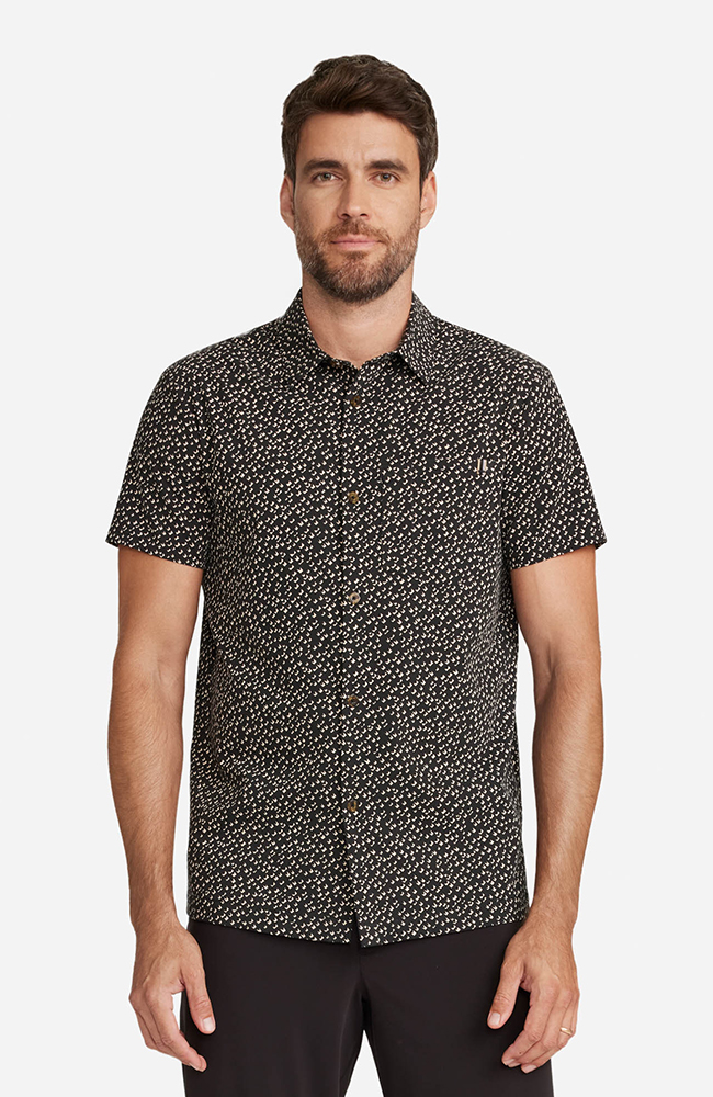 Men&rsquo;s Button-Up Short Sleeve Print Scrub Top, , large