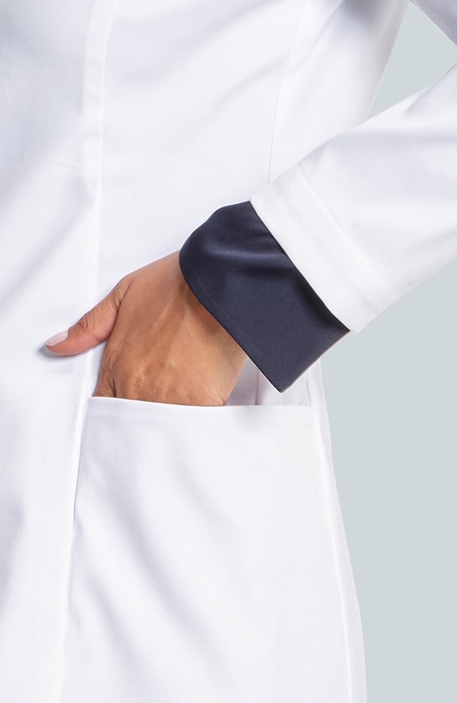 Women's Merit P. Slim Fit 31" Lab Coat, WHT White | white, large