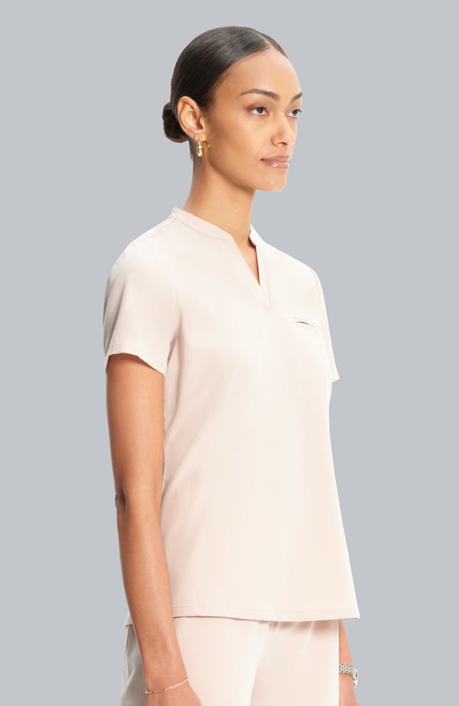 Women's Taiga Welt Pocket Scrub Top, TAT Toasted Tan | brown, large